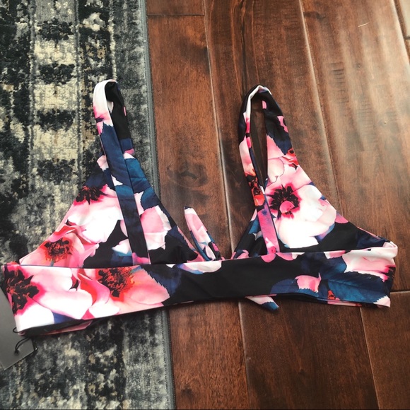 vaya island jaye malibu top - Picture 2 of 5